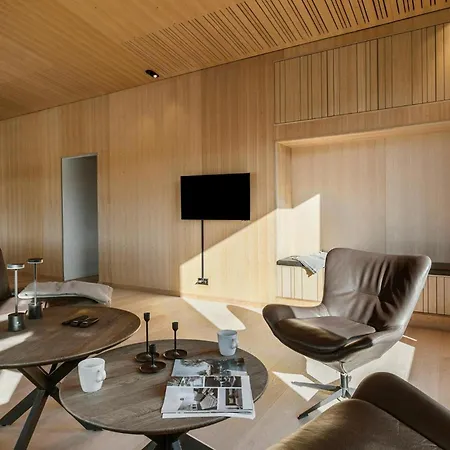 6 Bedroom Cozy In Lokken