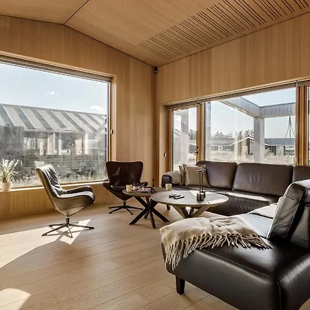 6 Bedroom Cozy In Holiday home